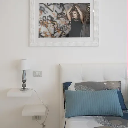 Artist's Apartment *